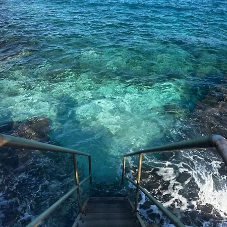 Nergis Hotel *