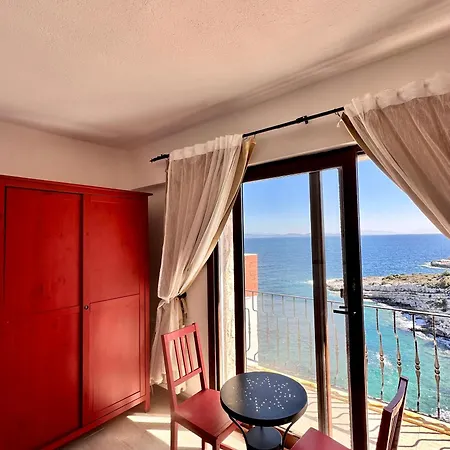 Nergis Karaburun (Izmir)